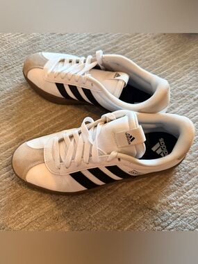 adidas VL court 3.0 sneaker white / black / orbit grey women’s size 9